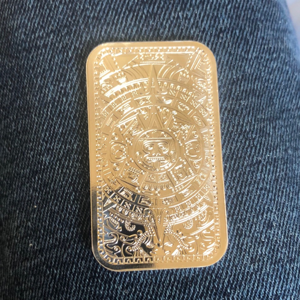 One Troy oz silver bar Aztec calendar .999 fine pure silver